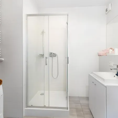 Goclawska Swps Pge Narodowy Dworzec Wschodni Soho Factory Apartment Warsaw